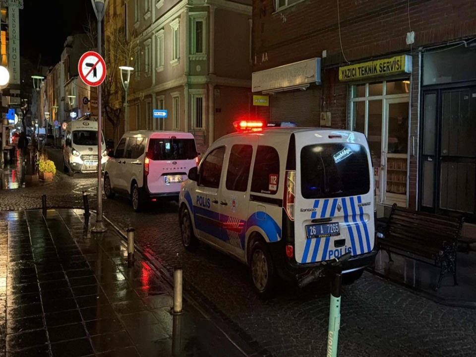 Eskişehir'de şüpheli ölüm: 37 yaşındaki Beyza ölü bulundu