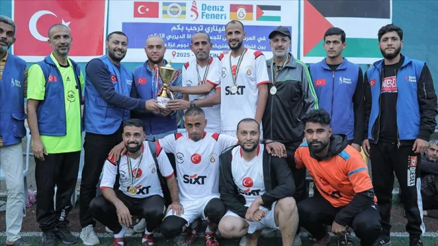 Gazze'de Galatasaray-Fenerbahçe Maçıyla Spor Yeniden Canlanı...