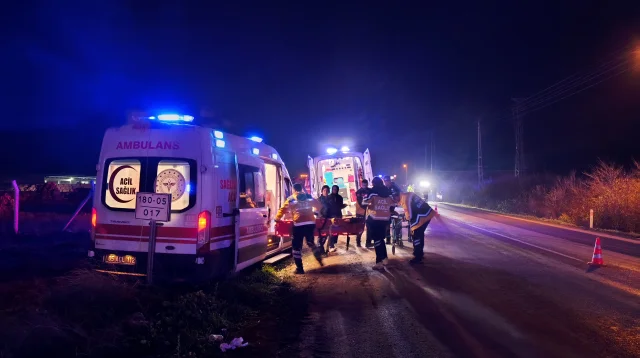 Amasya Yıldızköy Mevkiinde İki Otomobil Çarpıştı 
