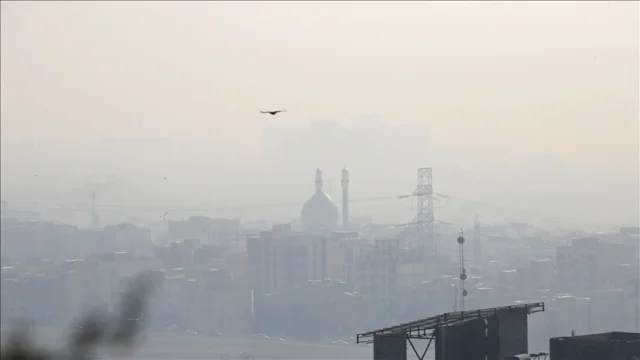 İran, hava kirliliğini tarihe gömmek için Euro 5 benzin üret...