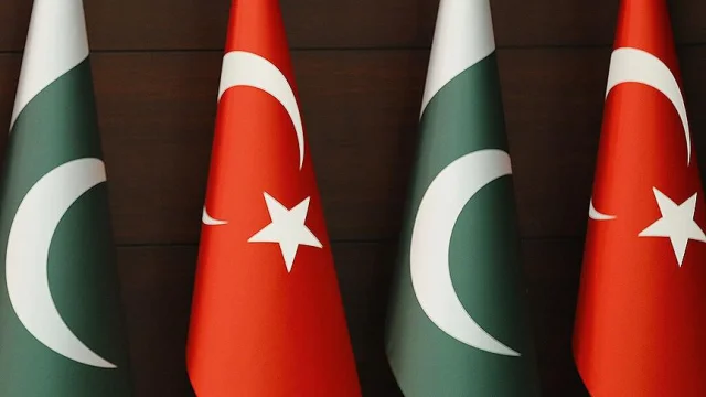 Türkiye ile Pakistan arasında petrol ve doğal gaz anlaşması