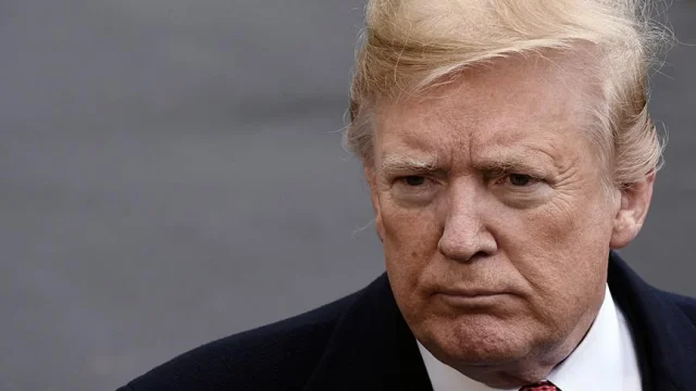 ABD 19 Ülkeden İltica Başvurularını Askıya Aldı