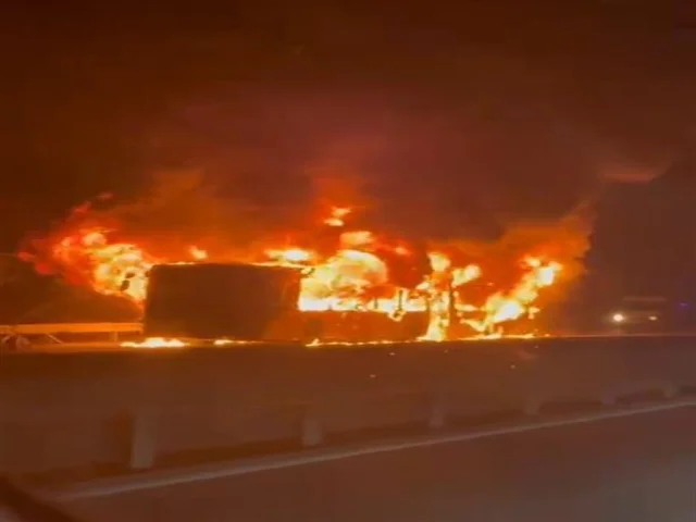 Arnavutköy'de İETT otobüsü yangını: nedenleri ve inceleme