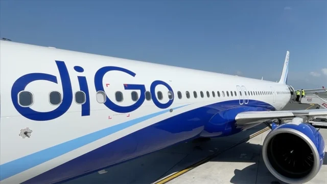 Hindistan'da uçuş krizi derinleşiyor: IndiGo'da iptal sayısı 250'yi geçti