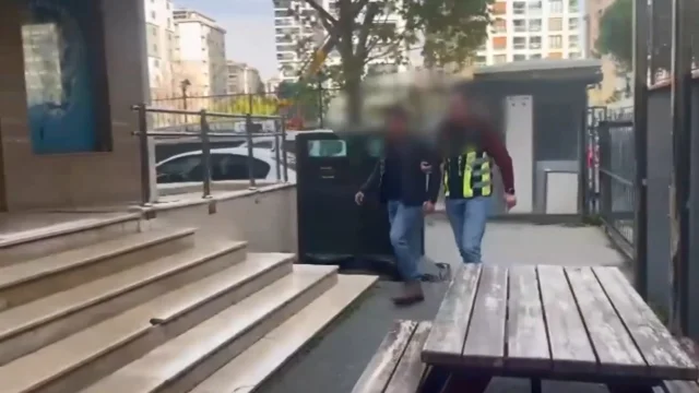 Ataşehir'de Tartıştığı Kadın Sürücüye Saldıran Şüpheli Yakalandı