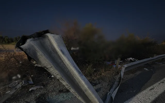 Karabük'te Refüje Devrilen Otomobilin Sürücüsü Hayatını Kaybetti