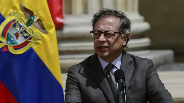 Kolombiya'dan ABD'ye Rest: 'Uyuyan Jaguarı Uyandırmayın'