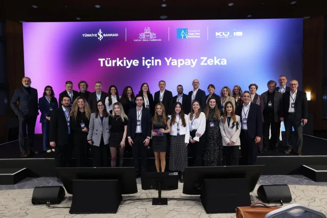 'Türkiye İçin Yapay Zeka' Etkinliğinde Geleceğin Teknolojileri Masaya Yatırıldı