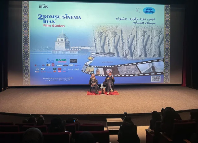 'Sanata Evet Sinemaya Evet' Söyleşisi İlgi Gördü: Tamer Levent Sinemaseverlerle Buluştu