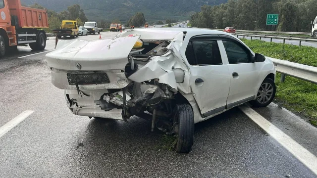 İzmir Tire'de Zincirleme Trafik Kazası Meydana Geldi