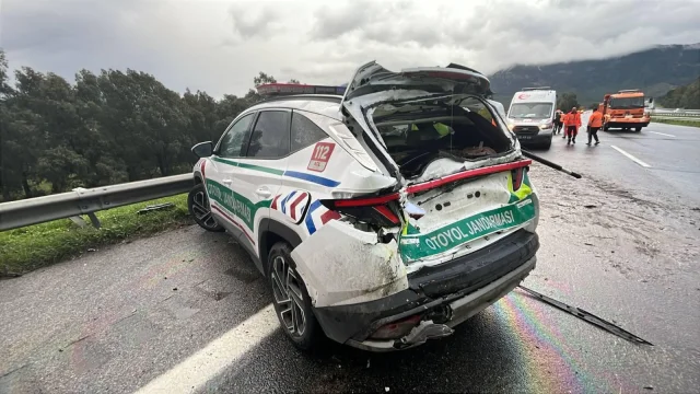 İzmir Tire'de Zincirleme Trafik Kazası Meydana Geldi