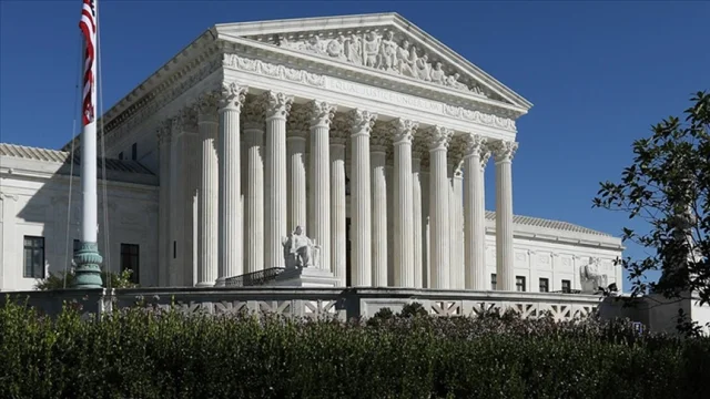 Doğumla vatandaşlık hakkı için son sözü Yüksek Mahkeme söyleyecek