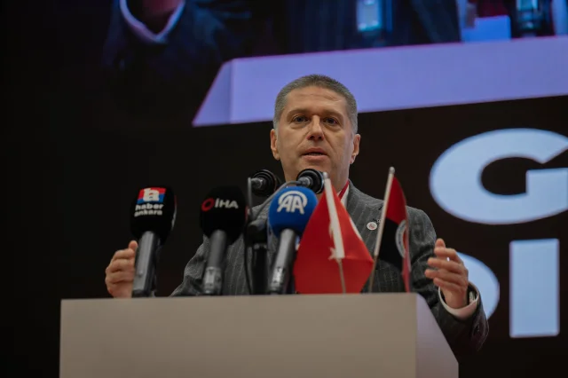 Gençlerbirliği'nde Olaylı Kongre Sonrası Yeni Dönem: Başkan Arda Çakmak Oldu