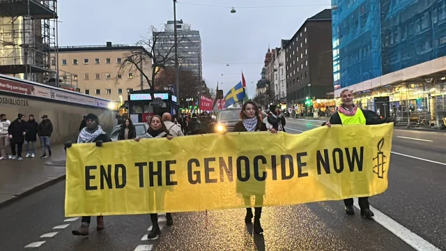 İsveç'te İsrail Protesto Edildi: 'Bu Bir Meşru Müdafaa Değil!'