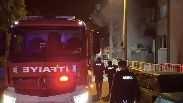 Denizli'de Müstakil Evde Çıkan Yangın Söndürüldü