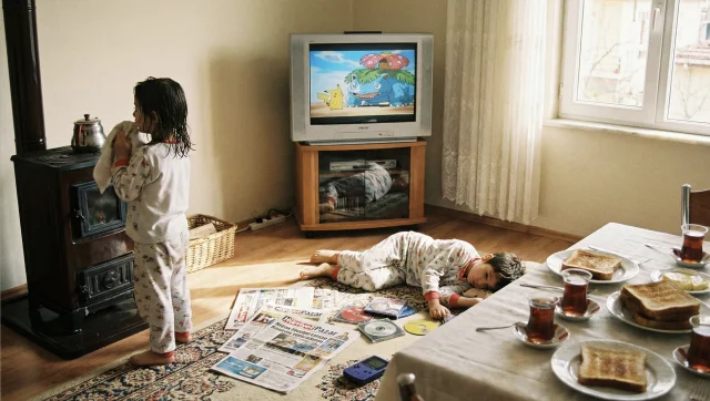 Pazar; 2000'lerin Çocukluğu ve Çizgi Film Kokan Sabahlar...