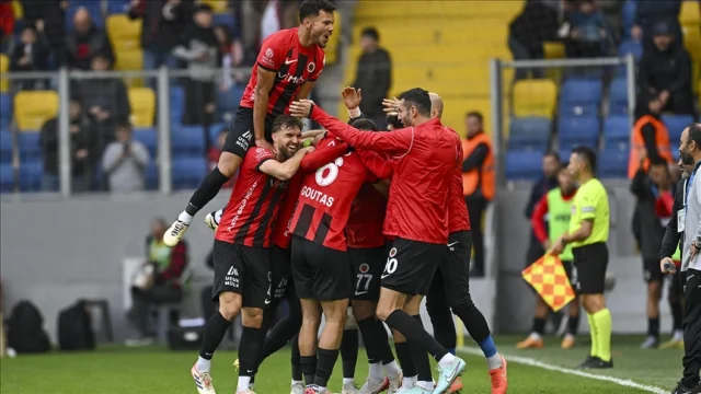 Gençlerbirliği 3-0 Karagümrük: Başkent'te Farklı Galibiyet