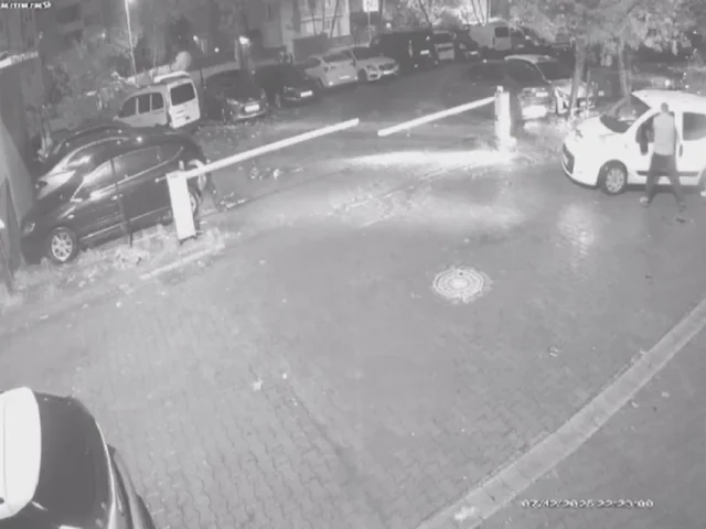 Pendik'te alkollü sürücü kazası: 9 araca çarptı, kaçtı