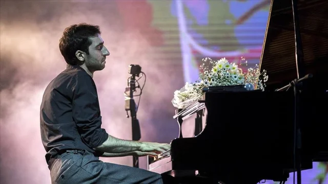 Piyanist Evgeny Grinko Bursa'da Unutulmaz Bir Konser Verdi