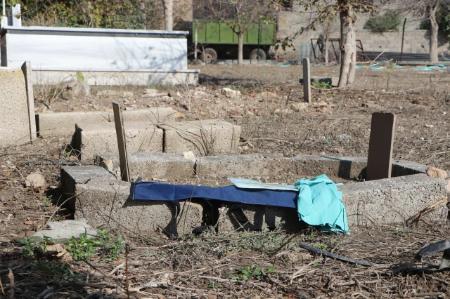 Adana'da skandal olay! Öldü denildi, gerçek mezarlıkta ortaya çıktı