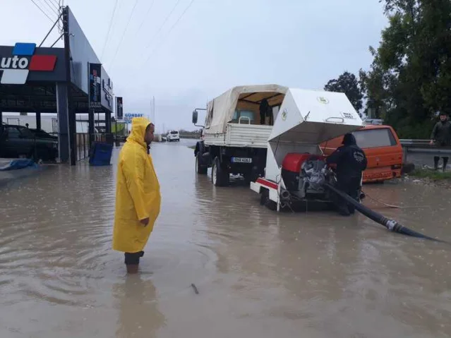 KKTC'yi sağanak vurdu: Beylerbeyi'nde 232 kilo yağış ölçüldü