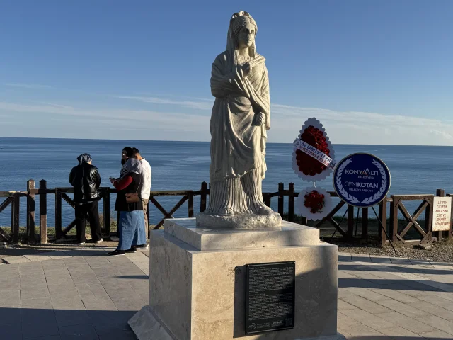 Antalya'da Plancia Magna heykeli açıldı