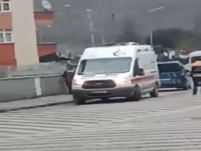 Bartın'da okul önünde intihar girişimi: 1 ağır yaralı