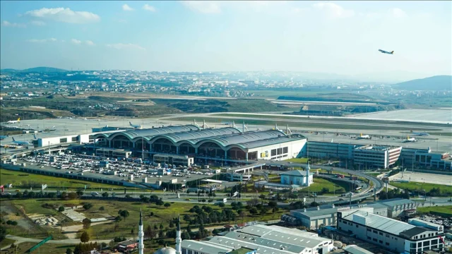 Sabiha Gökçen'den 11 ayda 44 milyon yolcu geçti