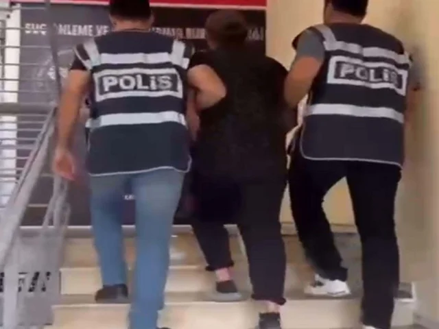 İzmir'de uyuşturucu operasyonu: Sevgililer yakalandı