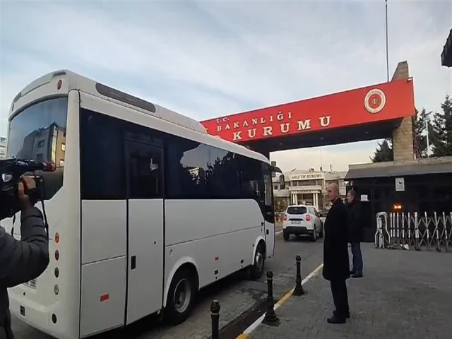 Mehmet Akif Ersoy adliyeye sevk edildi