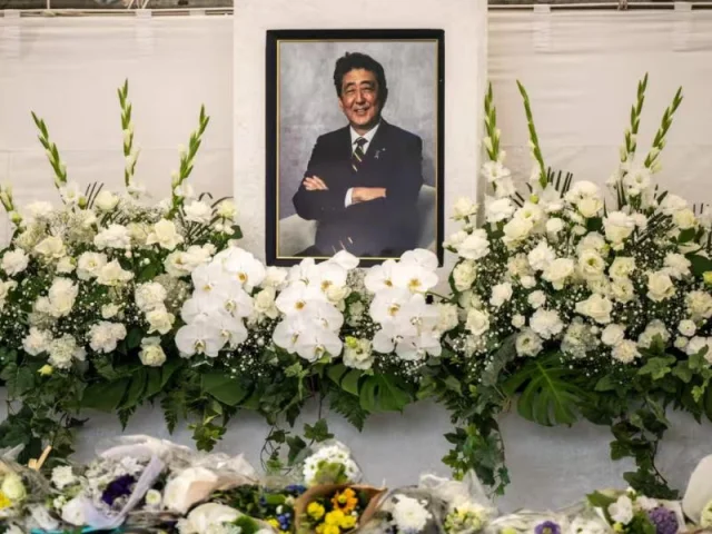 Abe suikastıyla gündeme gelen Birleşme Kilisesi'nin Japonya'daki başkanı Tanaka istifa etti