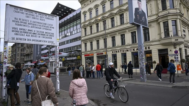 Almanya'nın nüfus tahmini 2070'te 74,7 milyona geriliyor