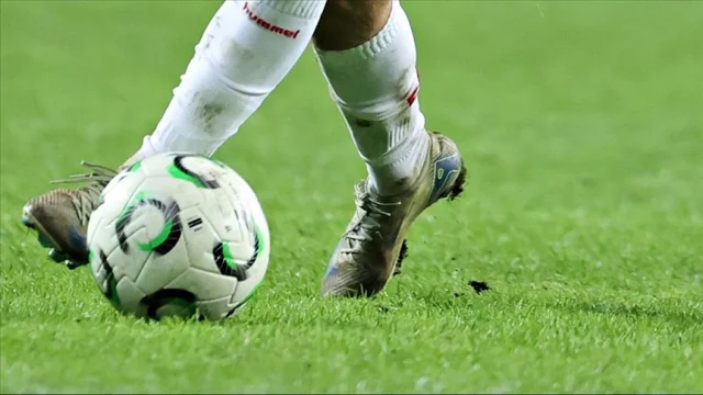 Konferans Ligi'nde Zirve Değişti: Arda Turan'ın Takımı Çıkışta!