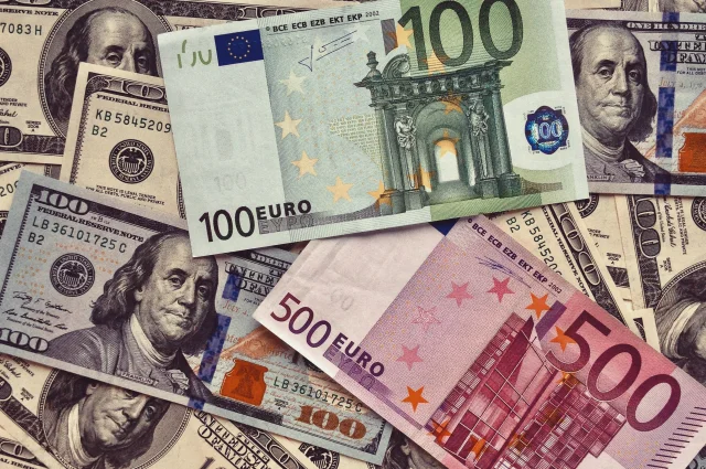 Serbest piyasada döviz açılış fiyatları