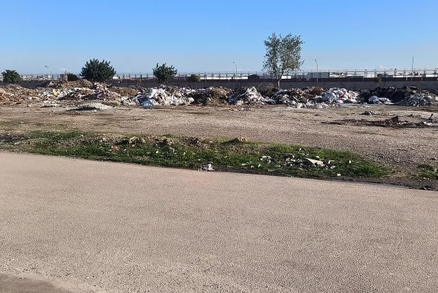 Adana'da 19 Yaşındaki Genç Sokak Ortasında Ölü Bulundu