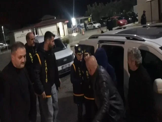Şarkıcı Güllü'nün ölümüne ilişkin soruşturmada kızı Tuğyan Gülter, tutuklandı