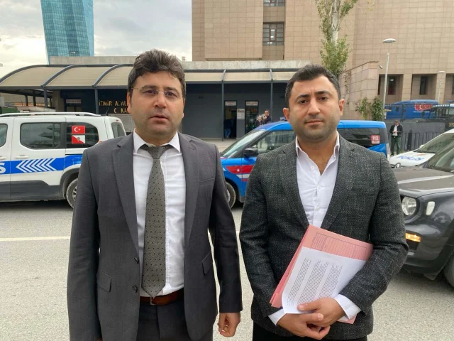 İzmir Büyükşehir'in Genç Kart Uygulaması Mahkemelik Oldu