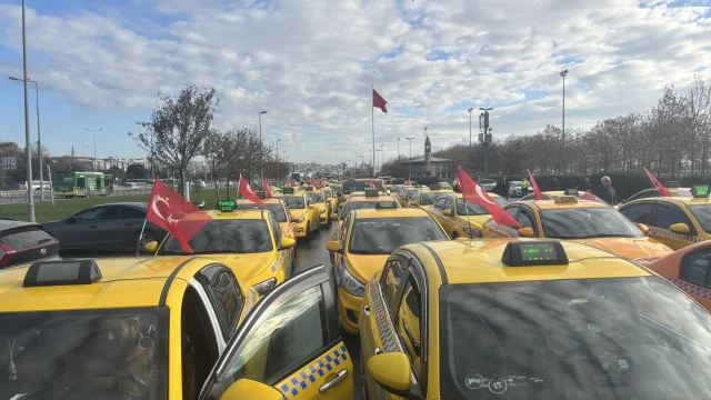 Korsan Taşımacılığa Karşı Taksiciler Konvoy Oluşturdu