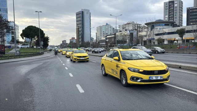 Korsan Taşımacılığa Karşı Taksiciler Konvoy Oluşturdu