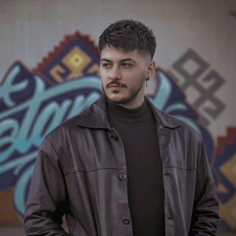 Semicenk kimdir? Genç yaşta zirveye çıkan müzik yolculuğu