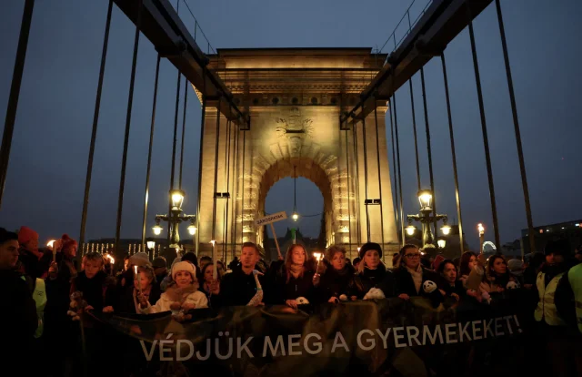 Macaristan'da Hükümet Karşıtı Eylem: İstifa Sesleri Yükseldi!