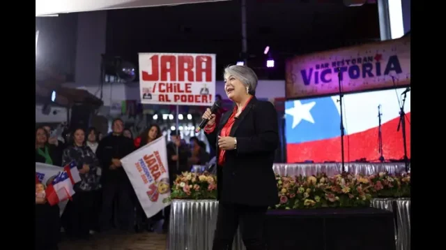 Şili'de halk, devlet başkanı seçiminin ikinci turu için sandık başına gitti