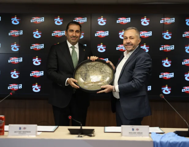 Trabzonspor, Sarıyer Kola ile Forma Sponsorluk Anlaşması İmzaladı