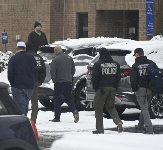 ABD'de Brown Üniversitesi'ne Silahlı Saldırı Düzenlendi