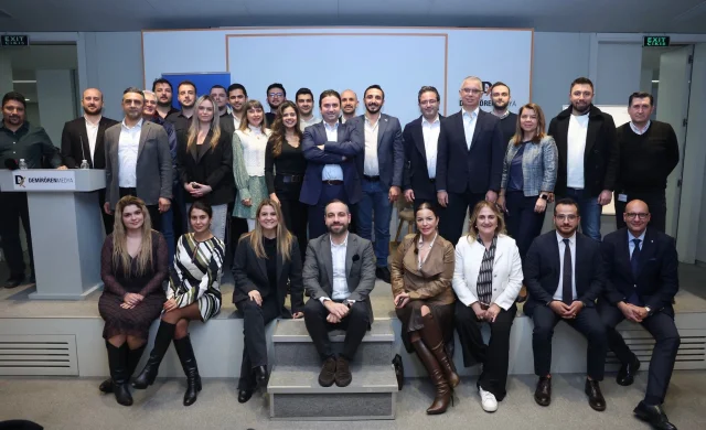 Türkiye'de yapay zeka dönemi: Microsoft ve D Tech Cloud ile anlaşmalar yapıldı 