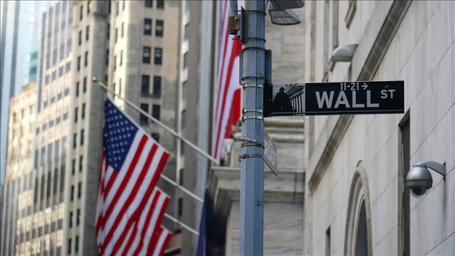 Wall Street Kritik Veriler Öncesi Haftaya Yükselişle Başladı
