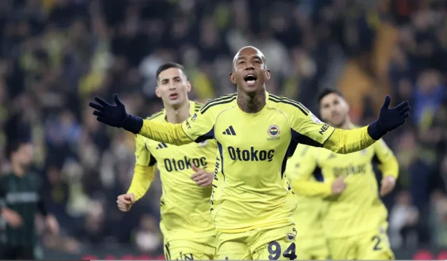 Fenerbahçe Konyaspor Maçında İlk Yarıda Şov Yaptı!