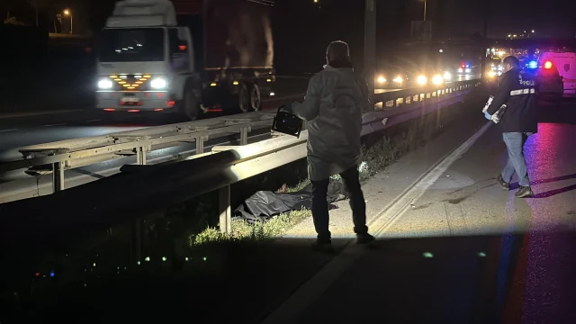Sakarya'da otomobilin çarptığı yaya hayatını kaybetti