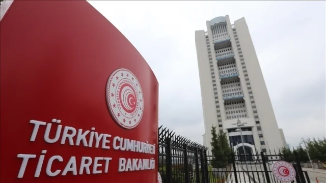 Kafe ve restoranlara sıkı denetim: Menü ve fiyat listeleri mercek altında
