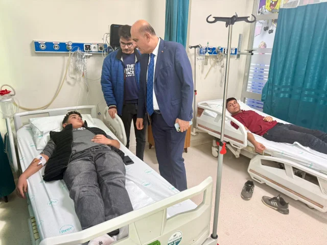 Mersin'de çikolata yedikten sonra rahatsızlanan öğrenciler taburcu edildi